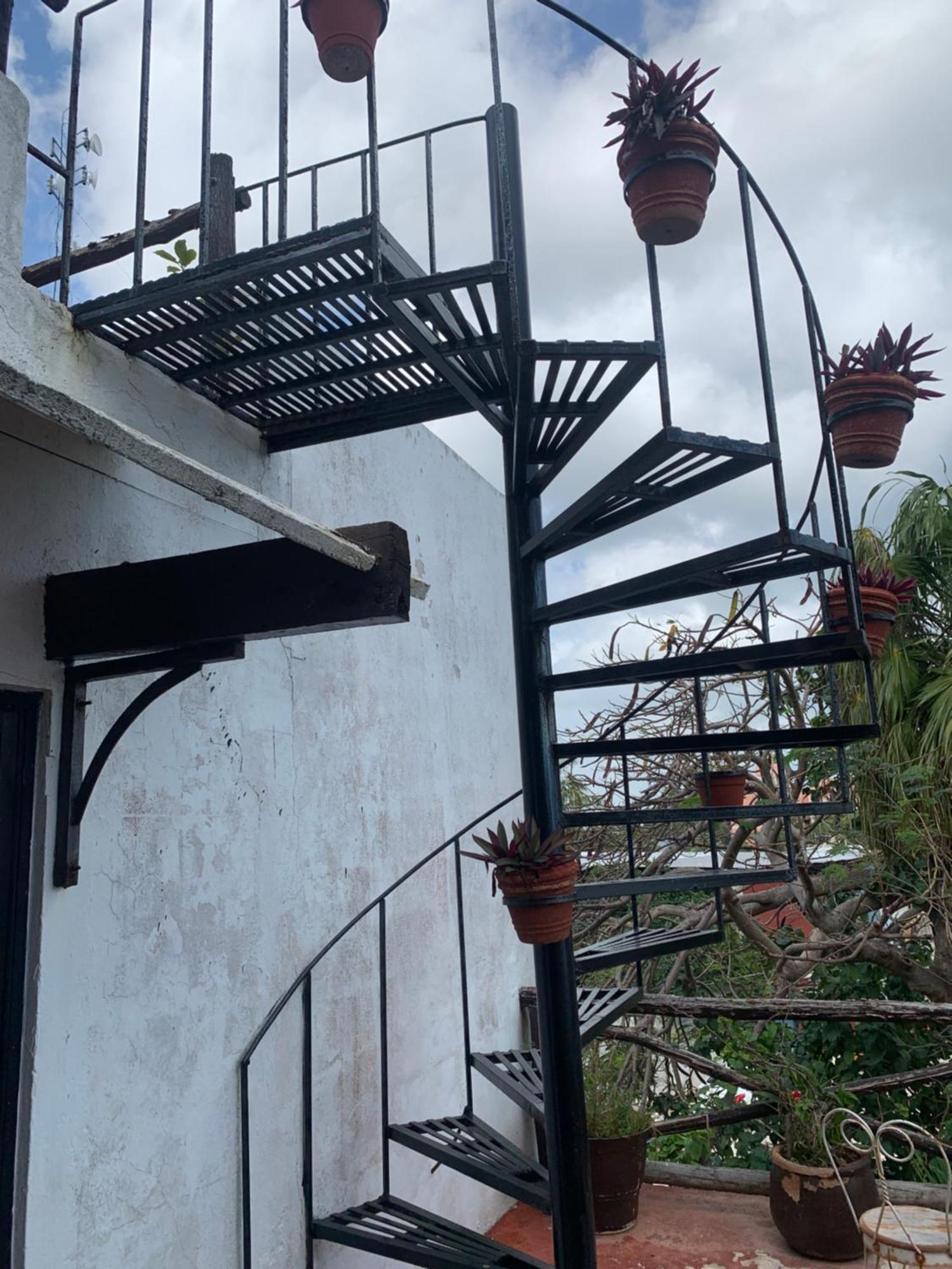 Casa Caribe קנקון מראה חיצוני תמונה Spiral staircase