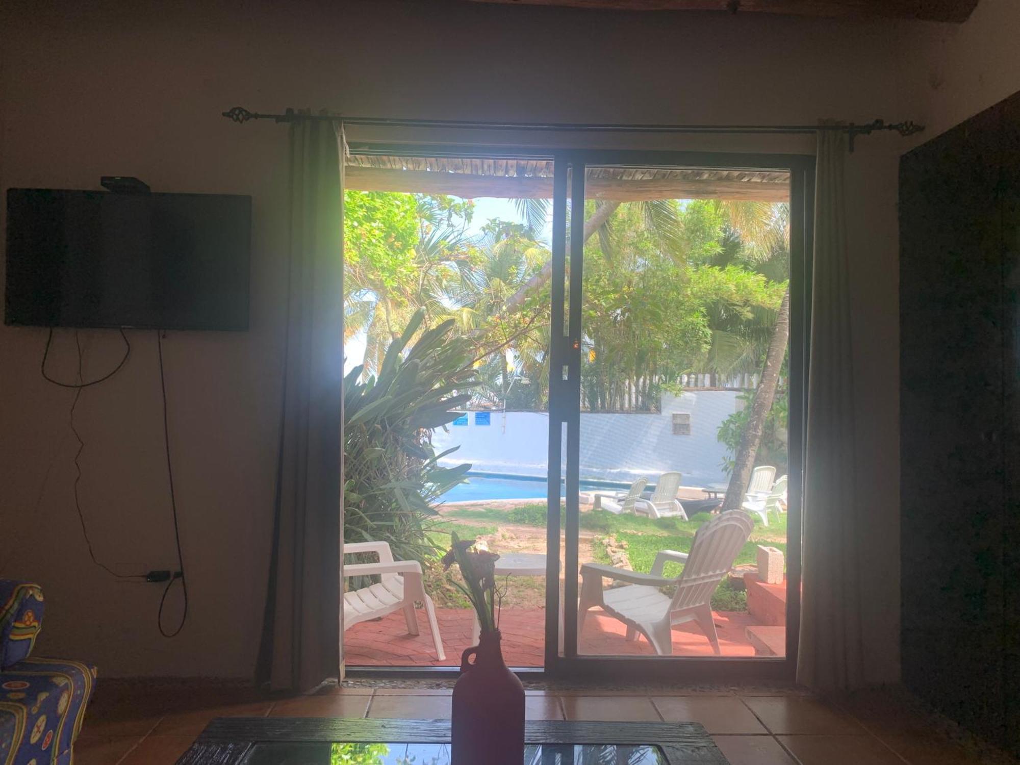 Casa Caribe קנקון מראה חיצוני תמונה A view of the pool from the living room